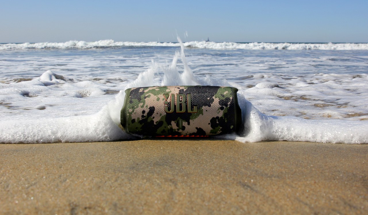 JBL Charge 5